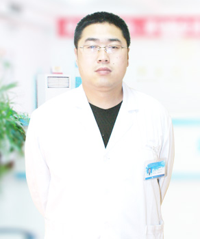 张国强